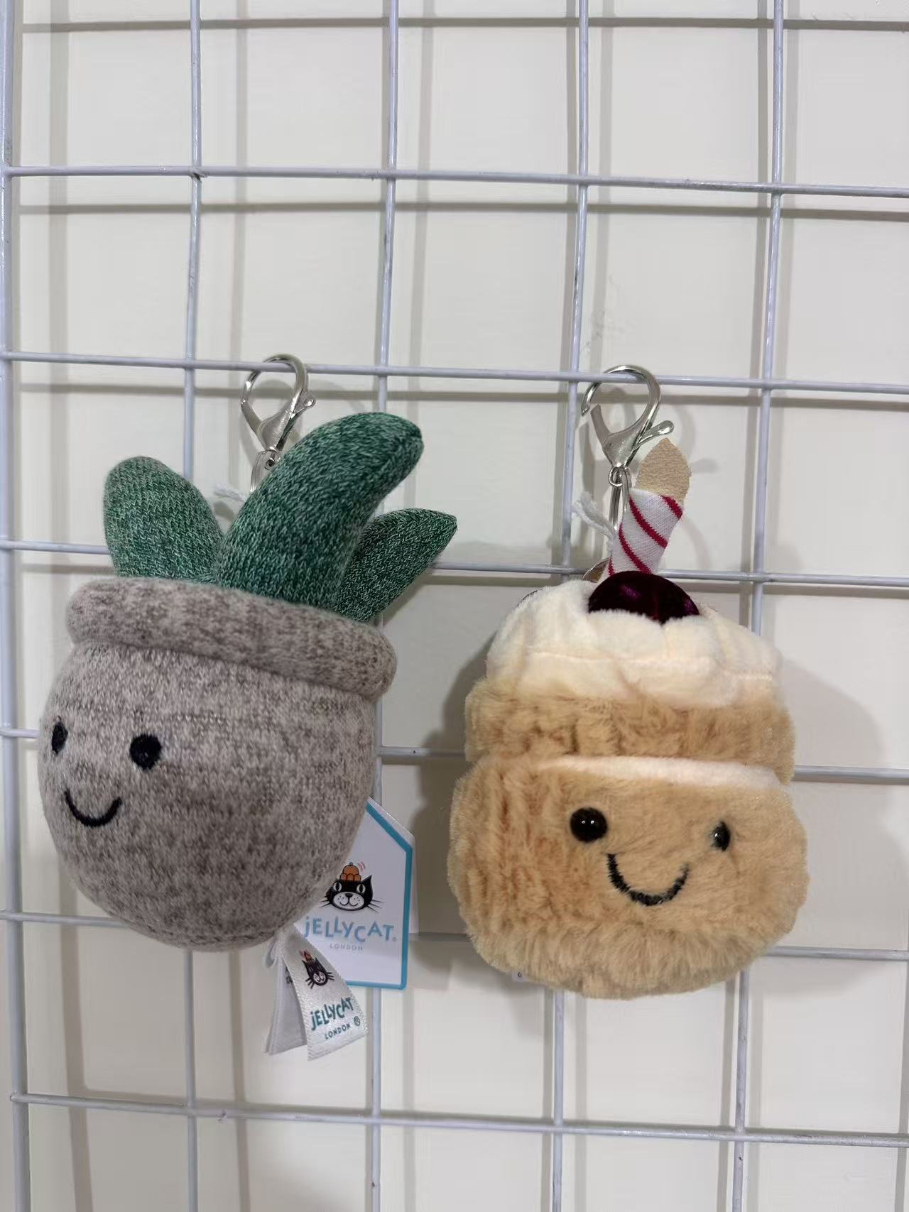 JELLYCAT New JC brand plush to – Phone Accessories Charms Bewertung und Preis